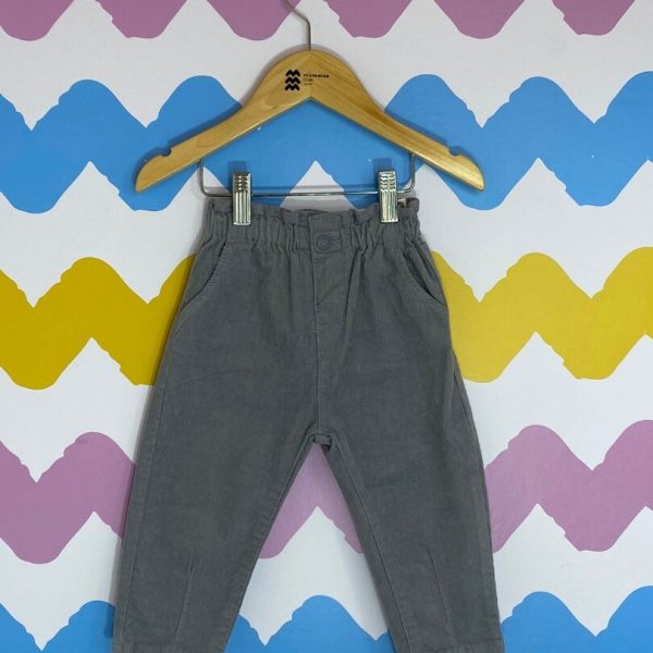 Calça cinza