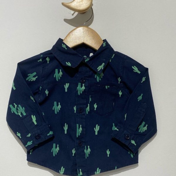 Camisa azul marinho cactos