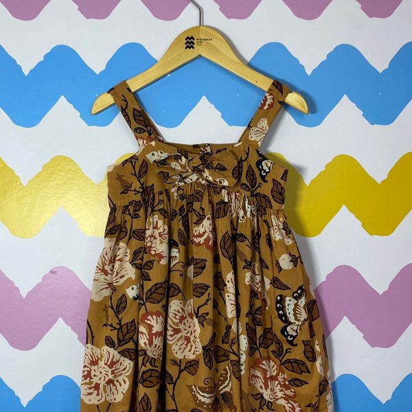 Vestido marron floral