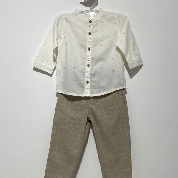 Conjunto calça e camisa