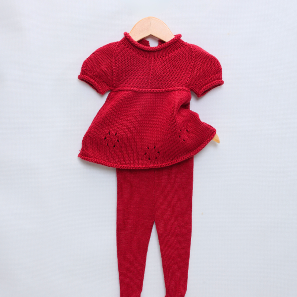 Conjunto de tricô vermelho