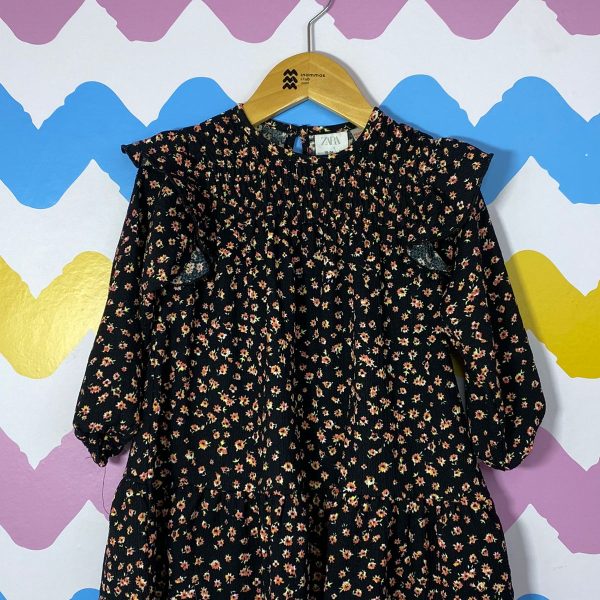 Vestido preto estampado