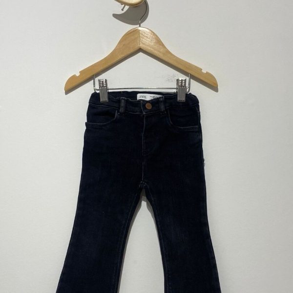 Calça jeans preta