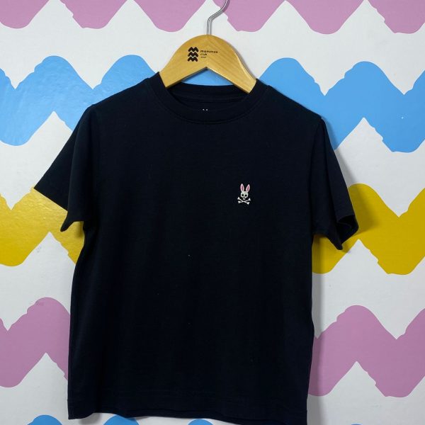 Camiseta preta 5 anos