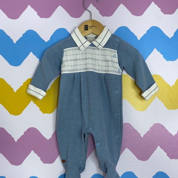 Macacão de algodão c/ gola bordada Rn